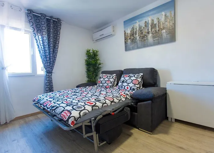 Apartment Versus Near Of Arts