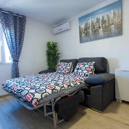 Apartment Versus Near Of Arts